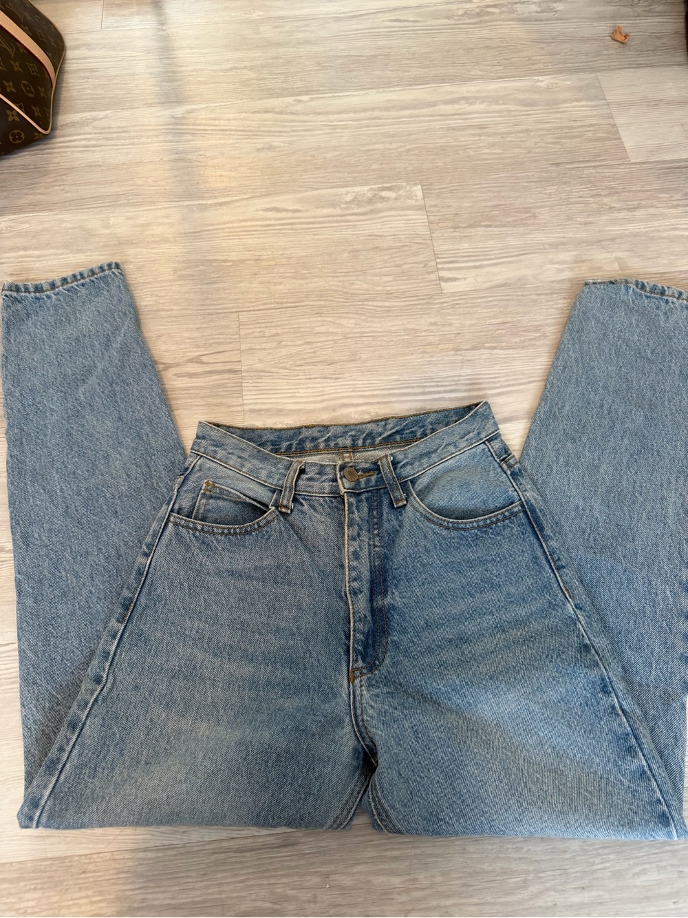 Brandy Melville Light Blue High-Rise Straight Jeans